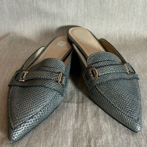 BRUNO MAGLI Sz 38 Pointy  Toe Metallic Made in Italy Slip On Designer Mules